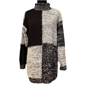 VUNIC Black & White Chunky Knit Patchwork Sweater Women's Medium